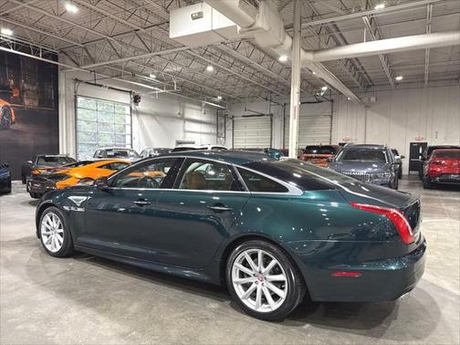 2017 Jaguar XJ XJ R-Sport