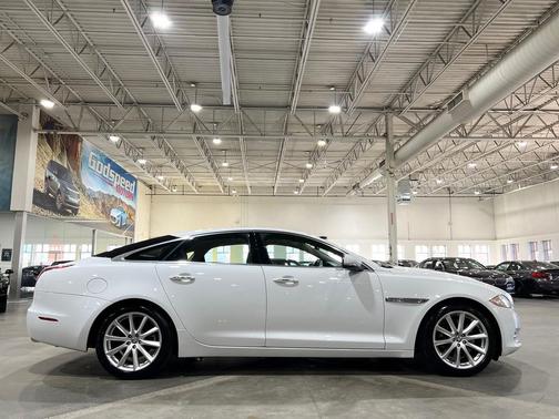 2012 Jaguar XJ L