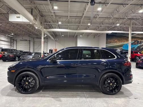 2016 Porsche Cayenne Cayenne