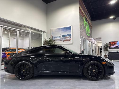 2018 Porsche 911 Carrera T