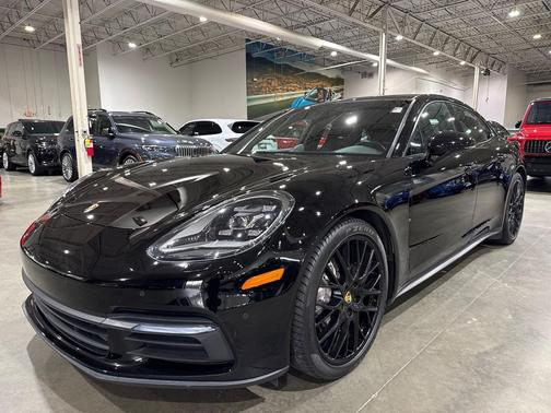 2018 Porsche Panamera Premium Pkg Plus $99K MSRP