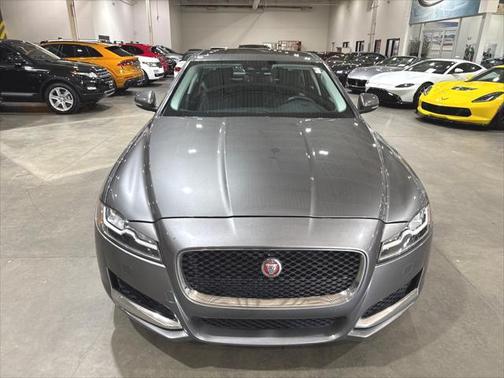2017 Jaguar XF 20d Prestige