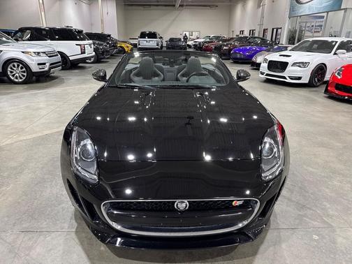 2014 Jaguar F-TYPE V8 S