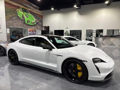 2021 Porsche Taycan Turbo S