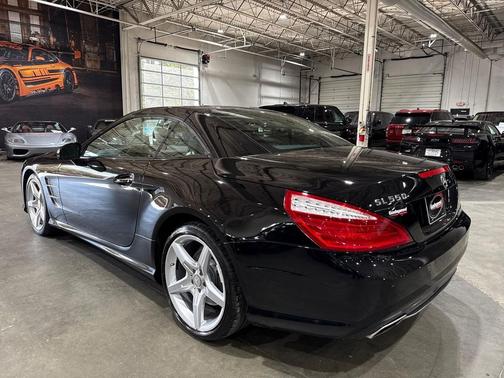 2014 Mercedes-Benz SL-Class Raodster $110K MSRP