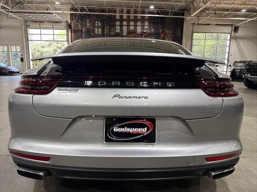2018 Porsche Panamera Base