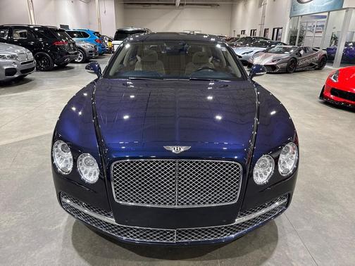 2015 Bentley Flying Spur Base
