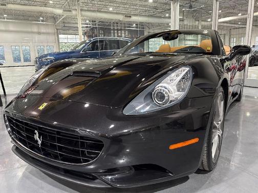 2010 Ferrari California Base