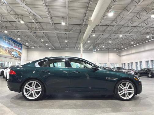2017 Jaguar XE 35t Premium