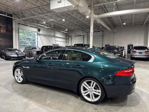 2017 Jaguar XE 35t Premium
