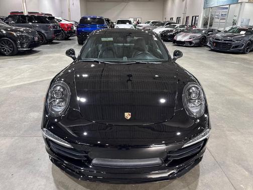 2015 Porsche 911 Carrera 4S