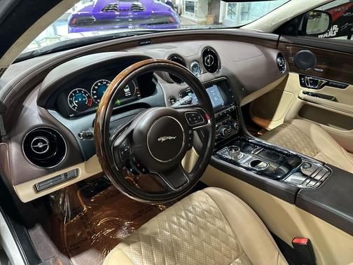 Ingot 2017 Jaguar XJ XJL Portfolio