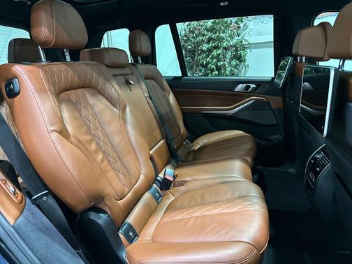 Jet Black 2019 BMW X7 xDrive50i