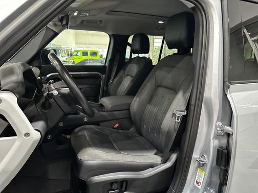 Indus Silver Metallic 2020 Land Rover Defender 110 HSE