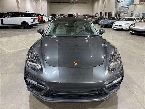 2017 Porsche Panamera Turbo