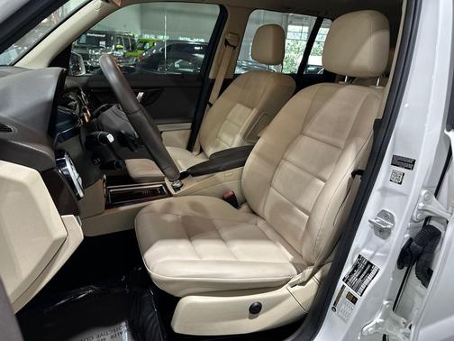 Polar White 2015 Mercedes-Benz GLK-Class GLK 350 4MATIC