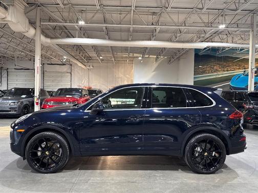 2016 Porsche Cayenne Cayenne