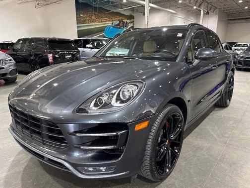 2017 Porsche Macan Turbo