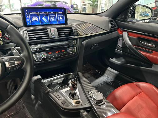 Alpine White 2015 BMW M4 Base