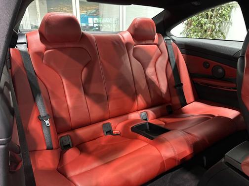 Alpine White 2015 BMW M4 Base