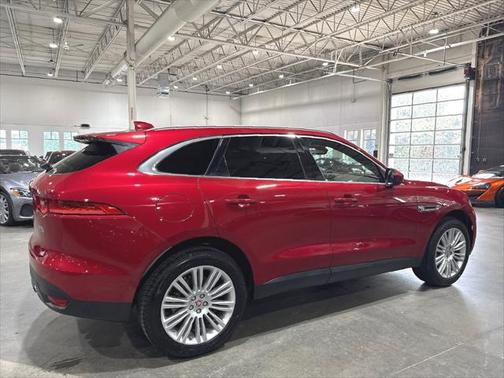 2019 Jaguar F-PACE 30t Portfolio