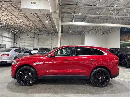 2019 Jaguar F-PACE 30t Portfolio
