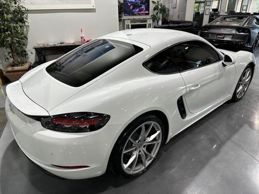Agate Grey Metallic 2018 Porsche 718 Cayman Cayman