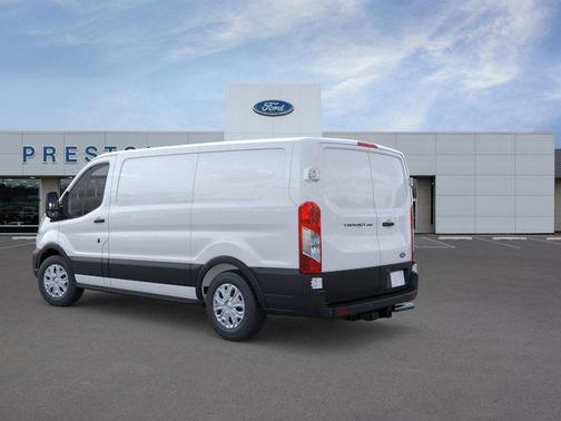 2026 Ford Transit-250 