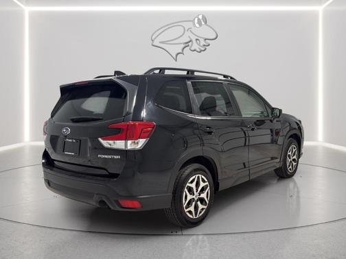 2023 Subaru Forester 2.5i Premium