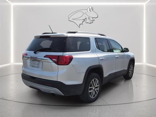 Quicksilver Metallic 2018 GMC Acadia SLE-2