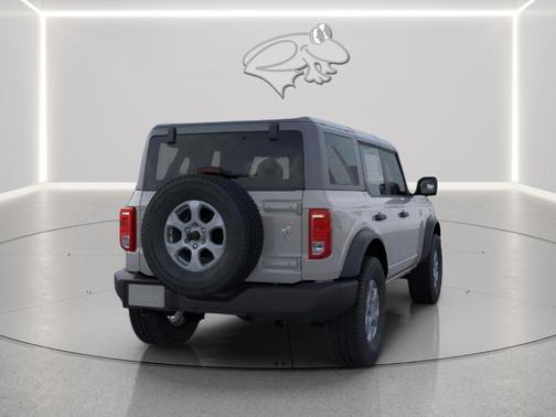 Avalanche Gray 2026 Ford Bronco Big Bend
