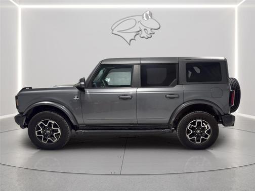 Carbonized Gray 2023 Ford Bronco Outer Banks