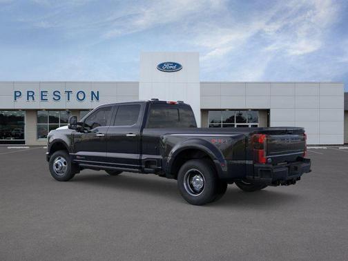2025 Ford F-350 Platinum