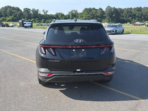 Black Pearl 2024 Hyundai TUCSON SEL