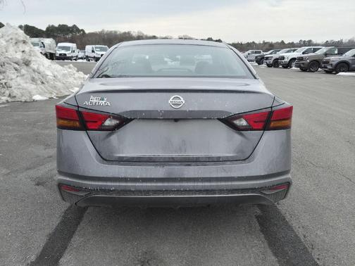 2022 Nissan Altima 2.5 S