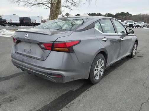 2022 Nissan Altima 2.5 S