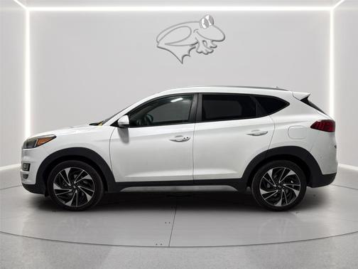 White Pearl 2019 Hyundai TUCSON Sport