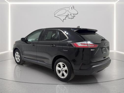 Agate Black 2021 Ford Edge SE