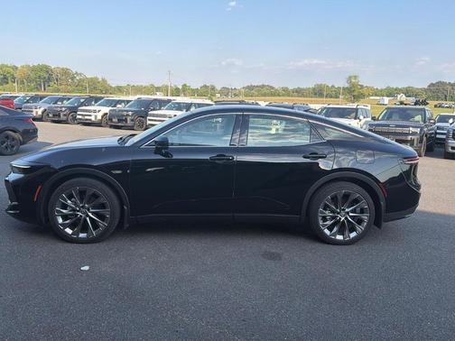 Black 2024 Toyota Crown Limited