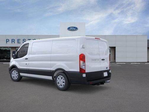 2025 Ford Transit-250 