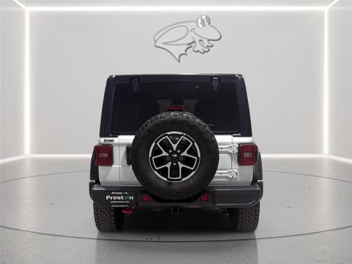 Bright White Clearcoat 2025 Jeep Wrangler Rubicon