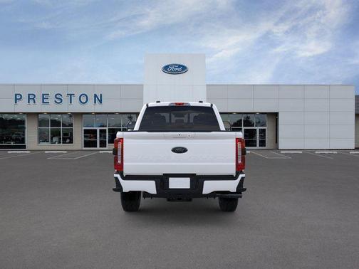 2025 Ford F-350 Lariat Super Duty