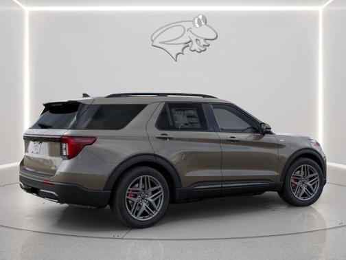 Gray 2027 Ford Explorer ST-Line