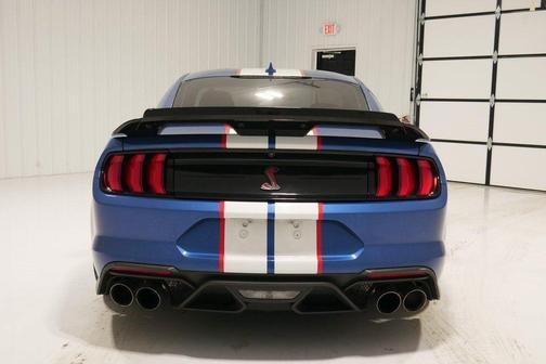 2021 Ford Shelby GT500 Base