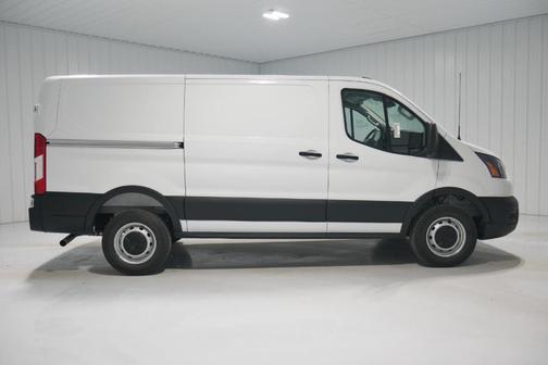 2026 Ford Transit-250 