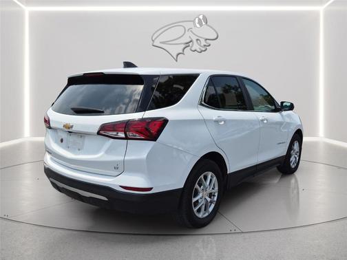 Summit White 2024 Chevrolet Equinox LT