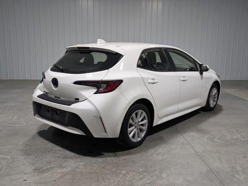 2024 Toyota Corolla Hatchback SE