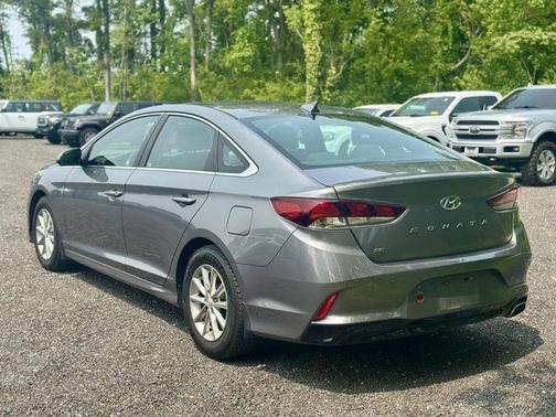 2018 Hyundai SONATA SE