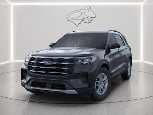2026 Ford Explorer XLT