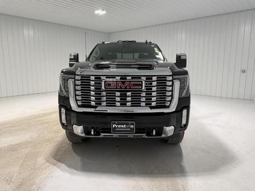2024 GMC Sierra 2500 Denali